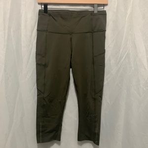 Great condition Lululemon Capri Leggings